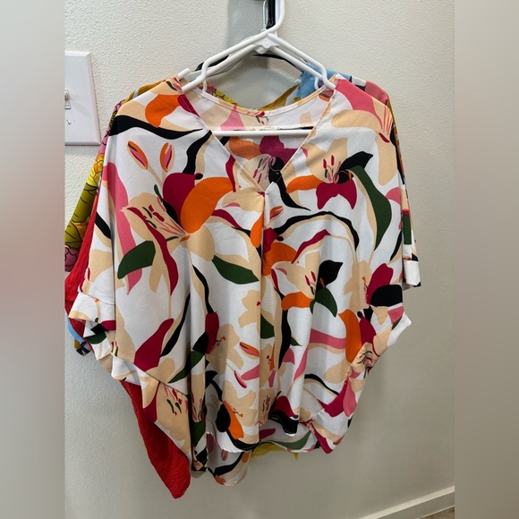 entro Tops - Beautiful blouse